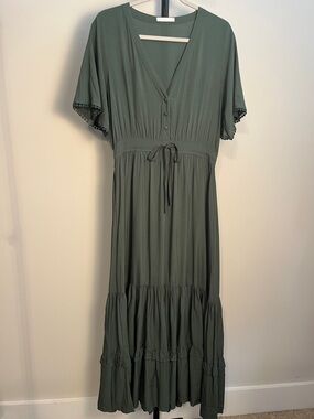 R.Vivimos Boho Maxi Dress Solid Green Flutter Sleeve Tiered B Neck Large